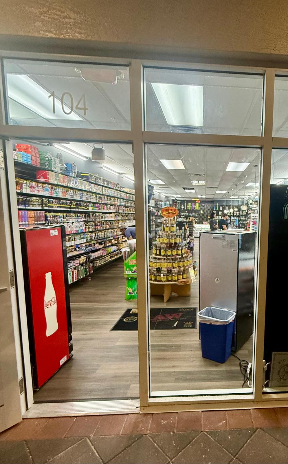 Commercial glass entry door repair
